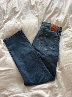 Levi's Vintage-Style (Wedgie Straight) Dark Blue Denim Jeans